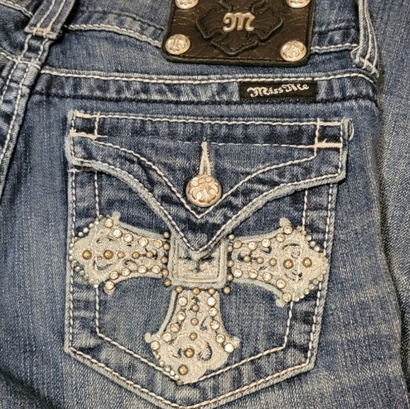 Miss Me Boot Cut Jeans Embellished Bedazzled Sparkle Diamond Crosses JP5046-4 - Picture 10 of 12